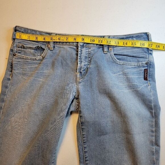 Silver 77 Y2K Light Wash Flare Jeans Women's Size 32 - Picture 11 of 15